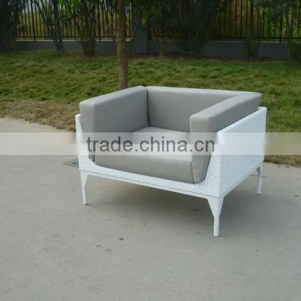 Modern Outdoor PE Wicker Furniture Sofa Set photo-4
