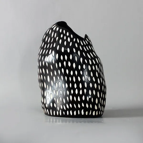 New Chinese Style Penguin And Stone Shapes Black And White Spots Ceramic Decoration For Home photo-4