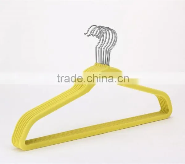 Flocked Clothes Hanger With Shoulder Pads HM-010 Quality Choice photo-5