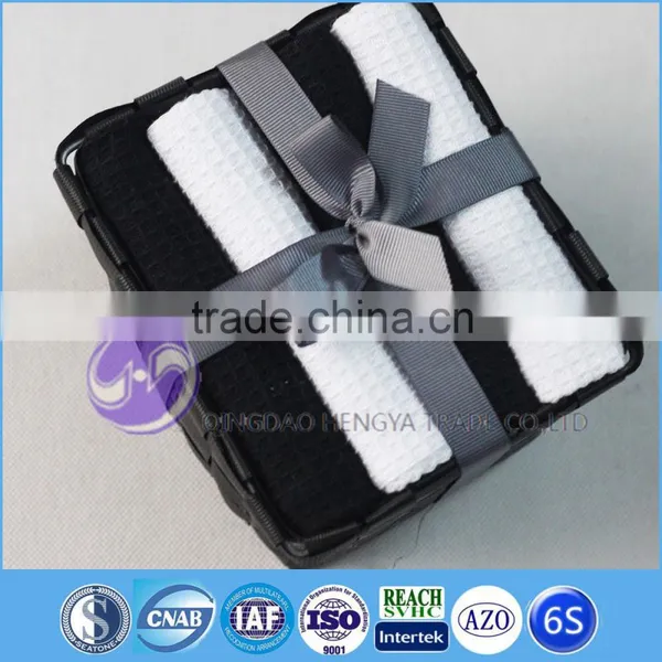 China Manufacturer Wholesale Yarn-dyed Waffle Weave Cotton Gift Packaging Kitchen Towel