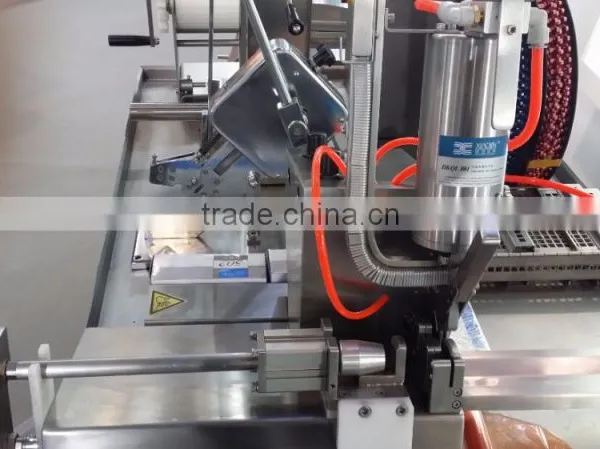 Manual U-shape Clipping Machine photo-5