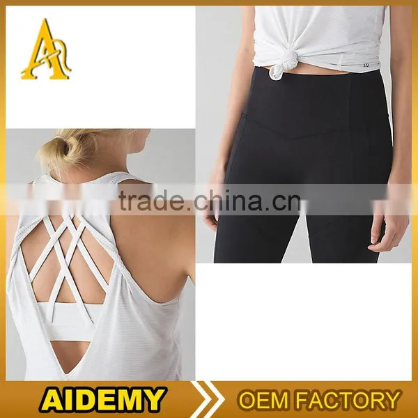 China Supplier Low Cut Custom Yoga Tops Loose Sexy Cotton Tank Top photo-2