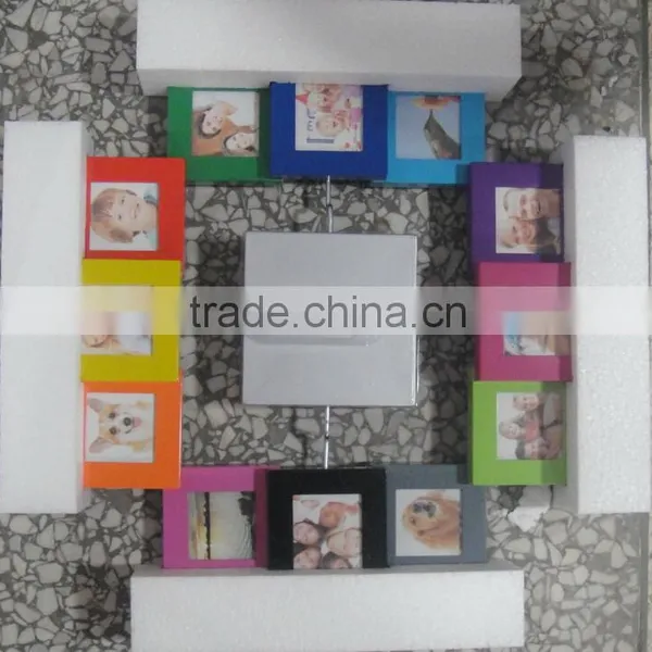 Wall Clock With 12 Pcs of Frame photo-3