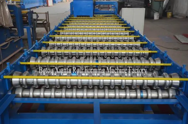 Standard Newest CNC Corrugated Metal Roof Panel Making Machine photo-4