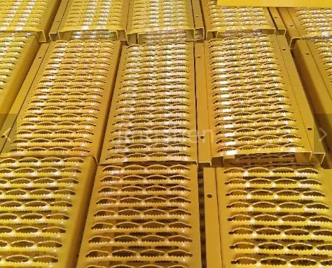 Customized Size Hole Pattern Stainless Steel 304 316 Perforated Metal Sheet Round Hole Anti-Slip for Stair Tread and Platform photo-1