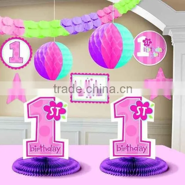 Tissue Paper Honeycomb Pallet With Football Shape Paper Craft Table Deco.