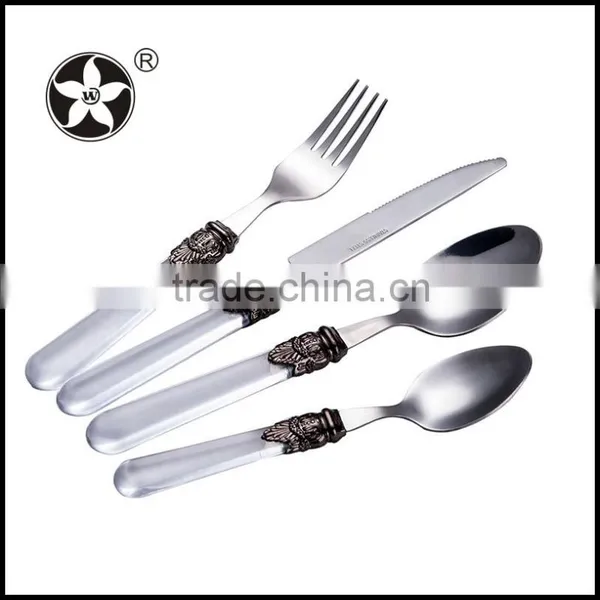 PP handle disposable flatware set