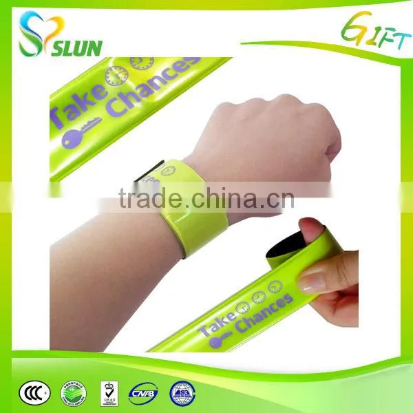 China Supplier Wholesale Custom Made Slap Band Bracelets photo-4