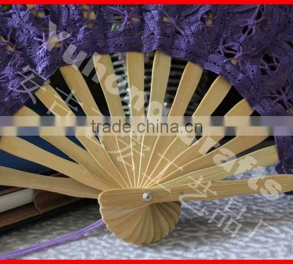 Purple Embroidery Lace Bamboo Wedding Fan photo-3