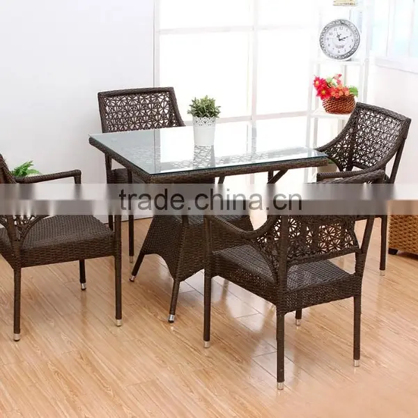 Backyard Classic Ratten Set, Four People Dining Set