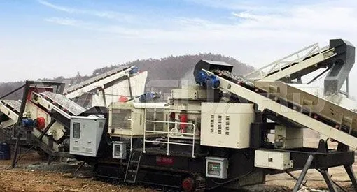 Crawler Type Mobile Crushing Station 150 Tph Mobile Cone Crusher With Vibrating Screen photo-2