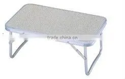 Portable table with aluminium legs