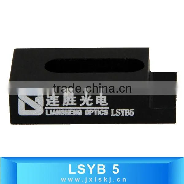 LSYB5 Base Clamp Mounting to Optical Table