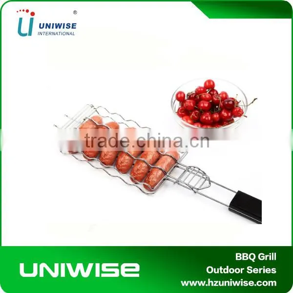BBQ Grill Tools Adjustable Sausage Grilling Basket