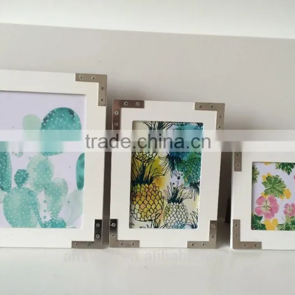 2016 New Style Wooden Photo Frame With Metal Corners for Decorative photo-4