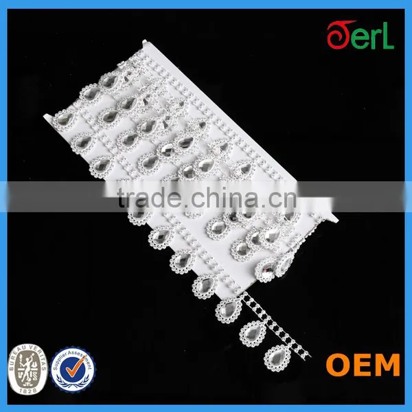 Plastic Rhinestone Trim for Garment Accessories photo-5