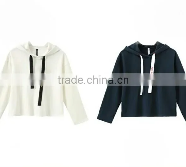 Hot Sale Women Short Sweatshirts Blank Black Hoodies photo-4