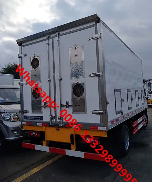 Customized FOTON AUMARK 4*2 RHD Cummins Engine 30,000 Day Old Chicks Broilers Transported Truck for Sale photo-4