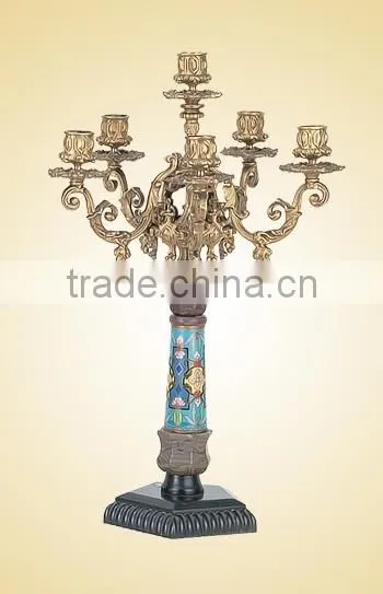 An Imitation Antique Gilt Brass Simple Candle Holders With Enamel DecorationJGLT-40