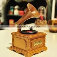 Gramaphone , Wooden Gramaphone photo-4