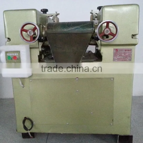 Electric Driven High Effciency Three Roll Mill in Grinding Equipment photo-4