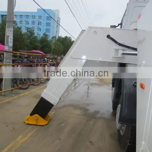 8*4 SINOTRUK HOWO Heavy Duty Road Recovery Truck 30ton photo-6