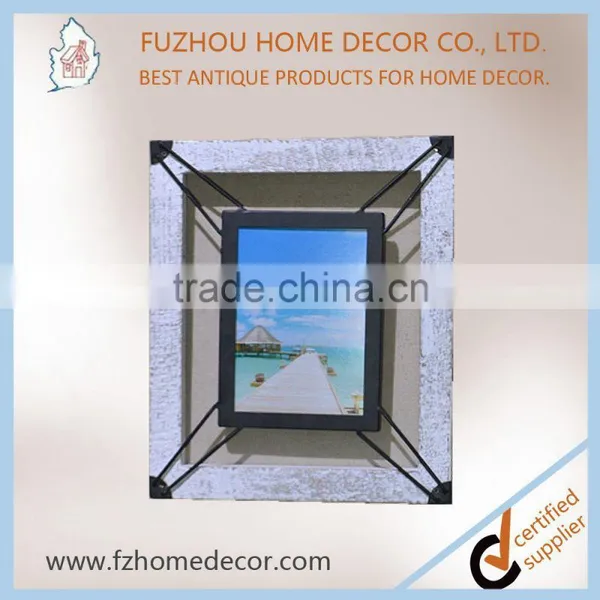 Hot Sell Customized Antique White Wood Photo Frame With Metal Decoration photo-3