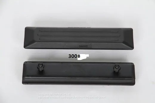 Резиновая подкладка для экскаватора Yanmar Vio30 300B