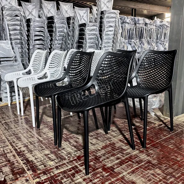 Outdoor Dining Room Chair Stackable Wedding Event Plastic Party Chair
