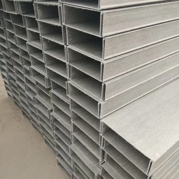 Non-Conductive FRP Fiberglass Safety Ladder for Electrical Work Environments photo-3