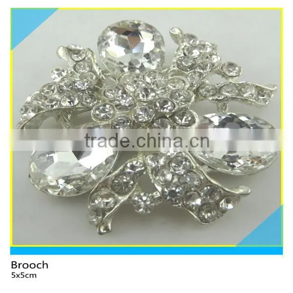 Silver Flower Round Pearl Brooch Fancy Design Clothing Decoration Brooch 5x5cm photo-4