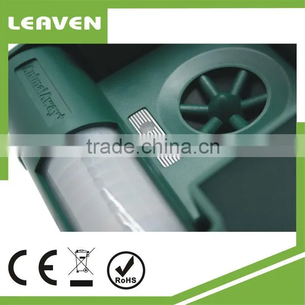 High Frequency Battery Power Dog Repeller Ultrasonic Cat Repeller photo-2