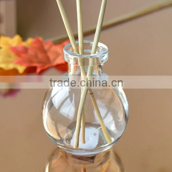 Wholesale Round Shaped Glass Perfume Bottle Stock photo-3