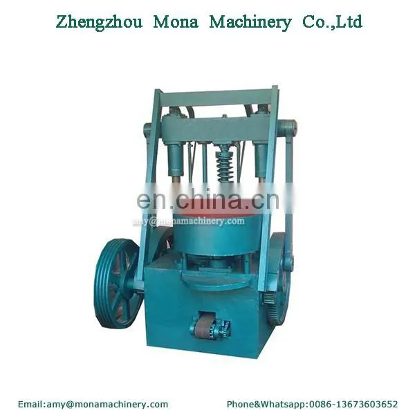 Honeycomb Shape Charcoal Briquette Press Machine photo-4