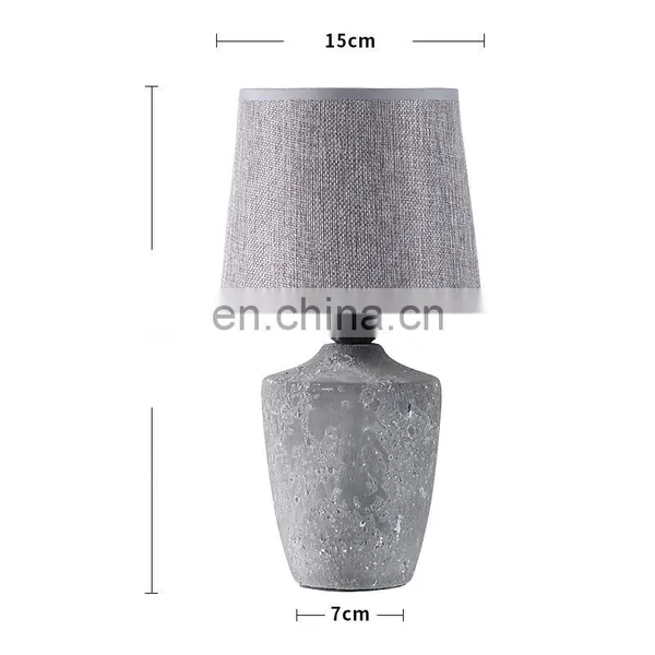 New Design Antique Ceramic Desk Lamp and LED Light Source photo-4