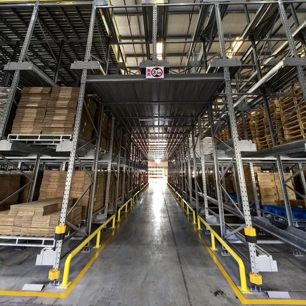 Heavy-Duty Radio Shuttle Rack System With 2000kg Load Capacity per Pallet photo-3