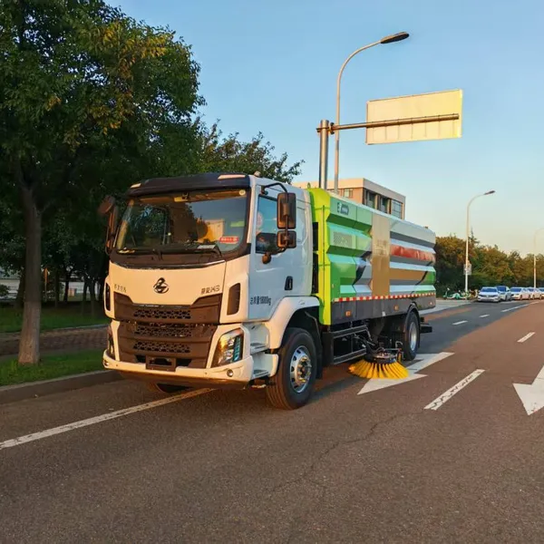 ZTY5180 multifunctional cleaning and sweeping vehicle, high-pressure cleaning and garbage recycling,