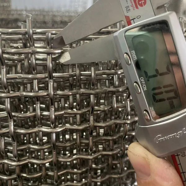 Hot-Dipped Galvanized Welded Wire Mesh, 2.5mm Wire Thickness, 100mm x 50mm Grid, Mill Test Report Included photo-2