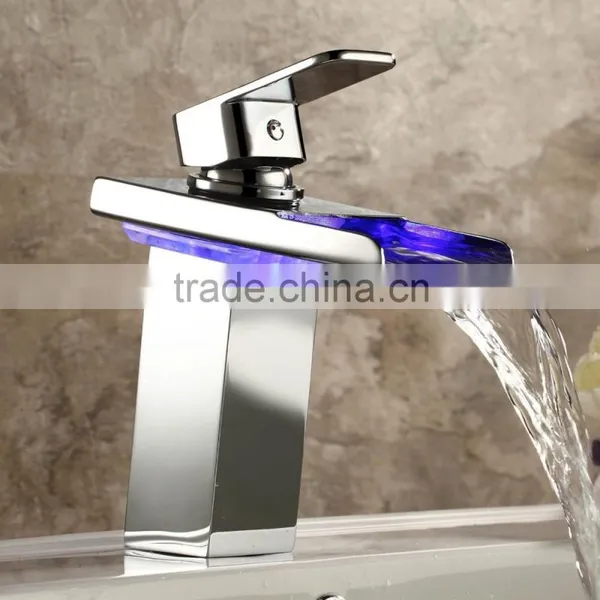 Contemporary Solid Brass Single Handle Led Widespread Waterfall Bathroom Sink Faucet Chrome Finish Single Hole One Handle Widesp photo-4
