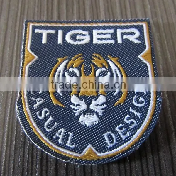 Beautiful Tiger Head Designed Woven Label for Apparel photo-2