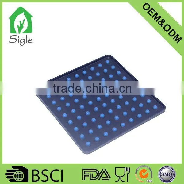 Custom 100% Food Grade LFGB FDA Standard Wholesale Silicone Baking Mat Drying Mat Cup Mat Pot Mat photo-2
