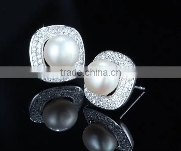 925 Sterling Silver White Pearl Bar Setting Ear Studs for Women photo-2