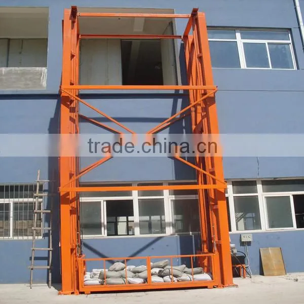 Hot Sale 4.5 m Construction Building Cargo Vertical Lift Table