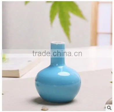 Factory Direct Sale Jingdezhen Table Decorative Ceramic Vase for Home and Hotel photo-4