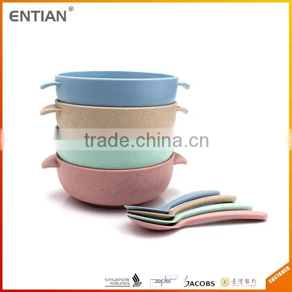 Unique Salad Bowl and Spoon Set With Stand