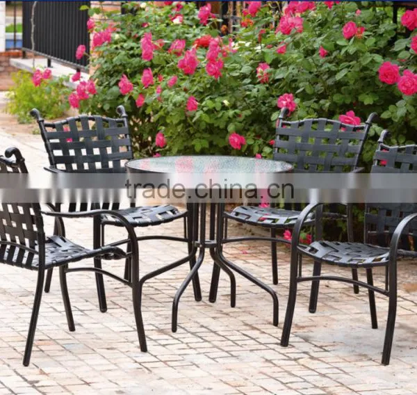Garden Rattan Furniture Dinning Table and Chairs