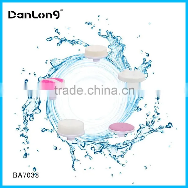 Portable Home Use Electric Battery Cleansing Rotary Small Facial Brush photo-2