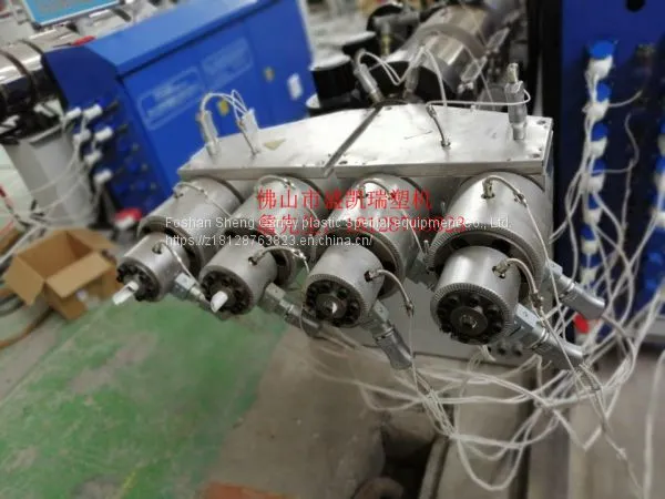 PVC Extruder Equipment With One Out and Four Pipes photo-5