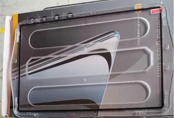 TM3 Highland Rear Screen CNC-Cut Tempered Glass With 0.1mm Tolerance