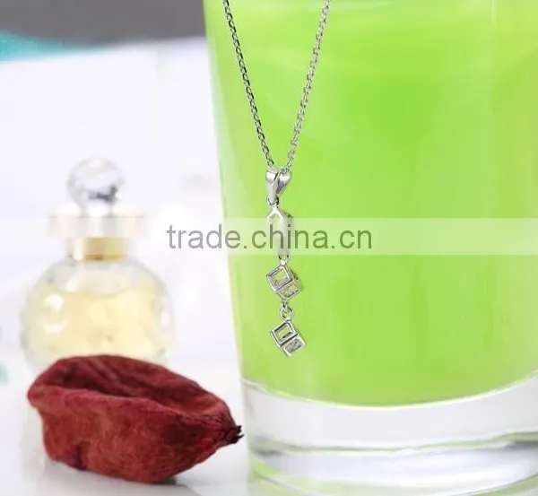 Website China 925 Sterling Silver Tricolor CZ Cube Pendant Necklace photo-2